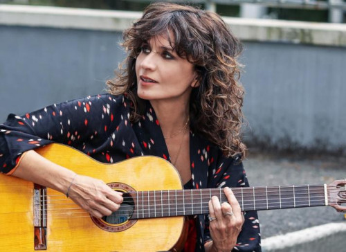 Tra Antiche Mura: Giovedì 31 Luglio Chiara Civello live concert con "Acustica 2025"  al Teatro Romano di Altilia a Sepino