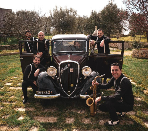 A grande richiesta ritornano "I CONTRABBANDISTI", live concert domenica 17 agosto a Manduria, nell'ambito della rassegna "Chiostri d'incanto"