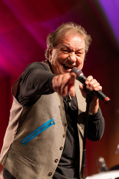 Tullio De Piscopo e "I Colori della Musica" in concerto a Ferentillo per l'inaugurazione di piazza Agorà (2 agosto, ore 21:30)