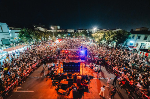 ZoMUSIC CONTEST con Dj-set a cura di Radio Bruno - Liberi Tutti