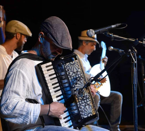 Taxidi - Live al Parco Palmieri di Martignano con Musica dalla Grecia