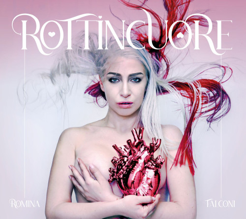 La Cantautrice Romina Falconi Torna live