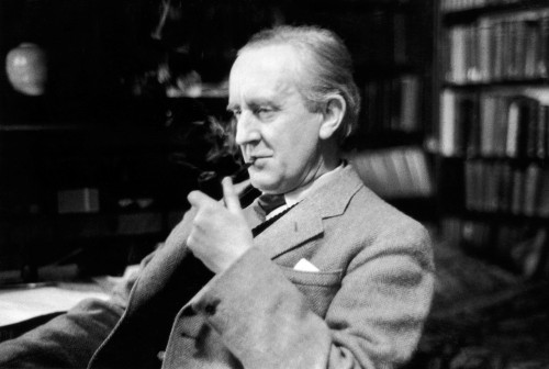 "TOLKIEN. Uomo, Professore, Autore" dal 19 settembre la mostra al Salone degli Incanti di Trieste