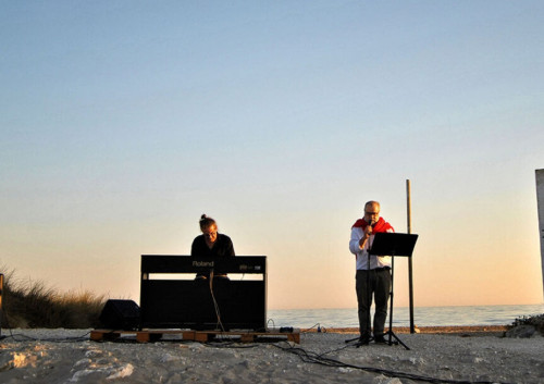 "The dawn of places and its songs", nella marina di Torre Chianca si attende l’alba con i versi di Rilke