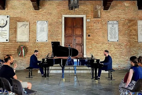 FESTIVAL CAPOTORTI - Due pianoforti tra Ottocento e Novecento. Carlo Angione e Umberto Jacopo Laureti suonano Berio, Brahms e Ravel