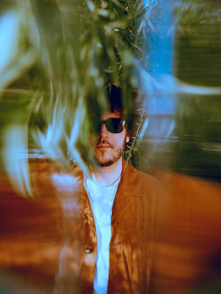 Nicolò Carnesi Presenta nei Club "Ananke" il nuovo album