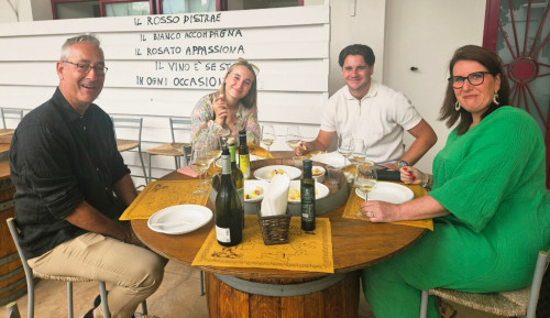 Visita alle Cantine Upal