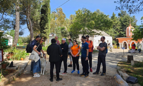 Passeggiata in natura con visita all'Ashram Bole Baba