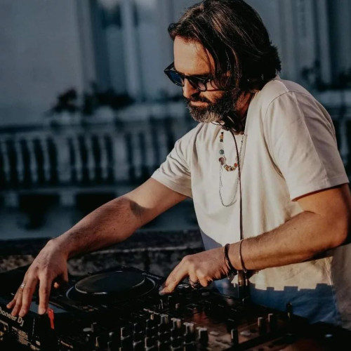 TROPICAL PARTY AL CASTELLO VOLANTE CON VIBRONICS, DUBIN, FEDERICA FLOWER E I&I LINDA