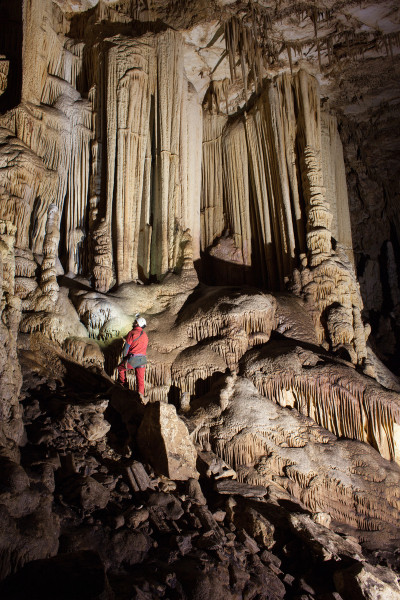 Presentazione Spélaion 2025  Cavernae solertes inquisitores