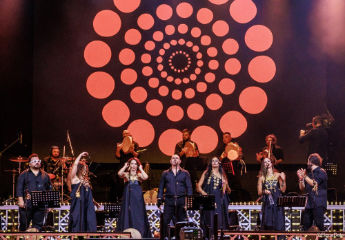 L'Orchestra Popolare La Notte della Taranta live concert alla Vigilia dell’Immacolata