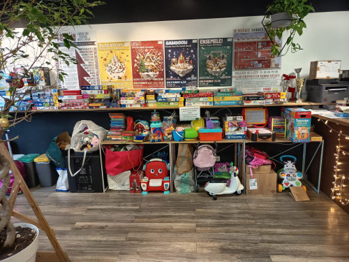 Babbo Riciclo. Rimetti in circolo i giochi e accendi il Natale