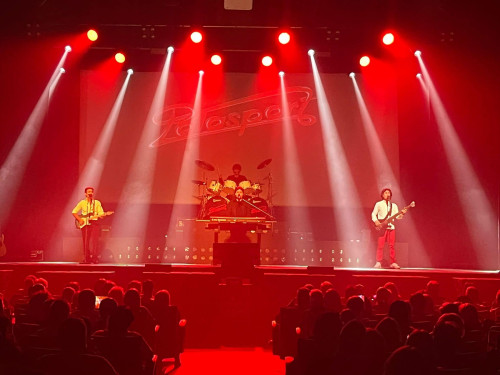 Palasport POOH OFFICIAL TRUBUTE BAND