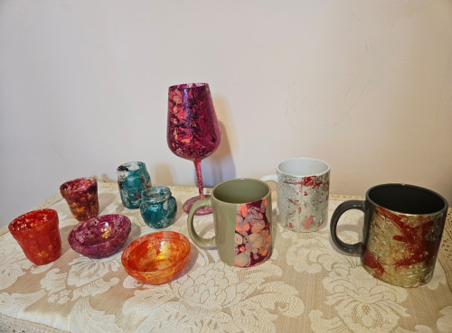 "Le vie del vetro sono infinite". Mostra di oggetti decorati a mano