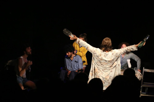 Inquilini, al Serra sei personaggi in gioco per la vita