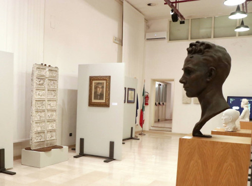 Il Museo Civico di Arte Contemporanea "Luigi Lezzi" apre al pubblico con un nuovo allestimento e con un calendario settimanale per le visite