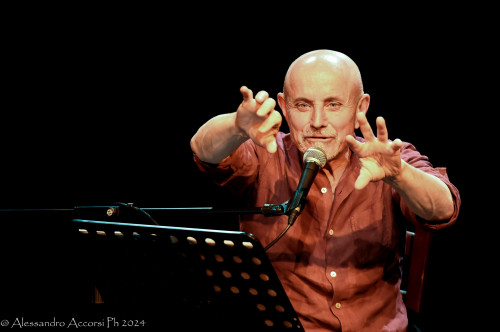 Non dimenticarti mai del cielo di e con GIUSEPPE CEDERNA