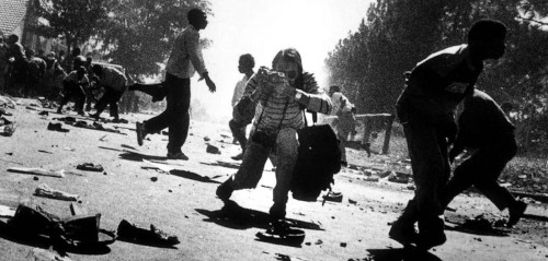 L’AVVOLTOIO E LA BAMBINA