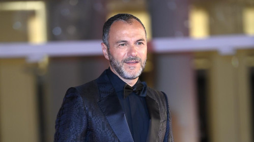 Malinconico - Moderatamente felice con Massimiliano Gallo