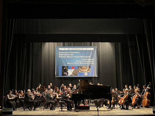 AL VIA IL 29° CONCORSO PIANISTICO INTERNAZIONALE «Premio Mauro Paolo Monopoli» Teatro Comunale Curci  Barletta, 510 maggio 2026 Membro della World Federation of International Music Competitions  Ginevra