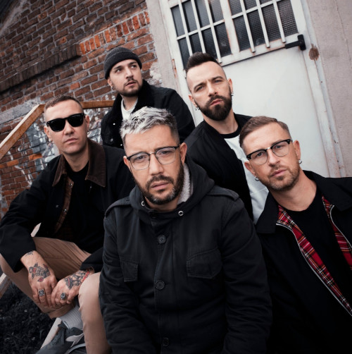 Bull Brigade in tour