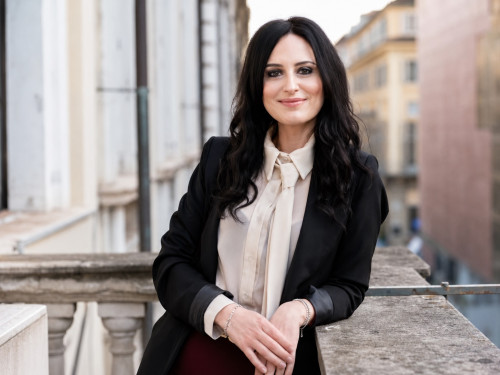 Francesca Giannone presenta "Gli anni in bianco e nero"