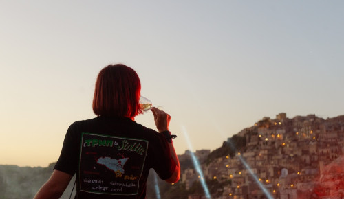 Nina Kraviz e  tornano in Sicilia il 22 e 23 agosto 2026