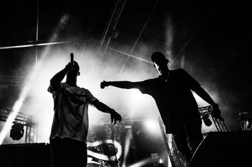 XX + XX = XL MI AMI x PROPAGANDA