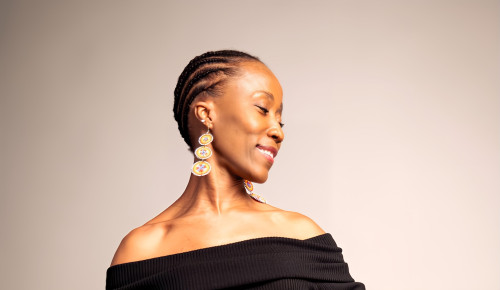 Rokia Traoré con Alessia Tondo