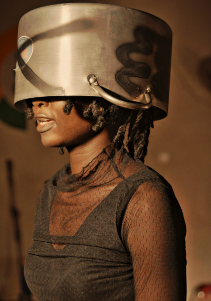 BAMBU – MAHAKA, KIZAZI e THIN LINE con Linda Sarki Johnson, Stéphanie Mwamba e Diana Odhiambo