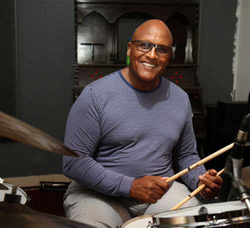 Steve Ferrone, Davide Pannozzo ed Etienne Stadwijk in concerto