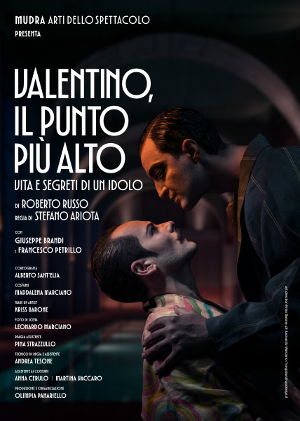 Valentino, il punto più alto. Vita e segreti di un idolo