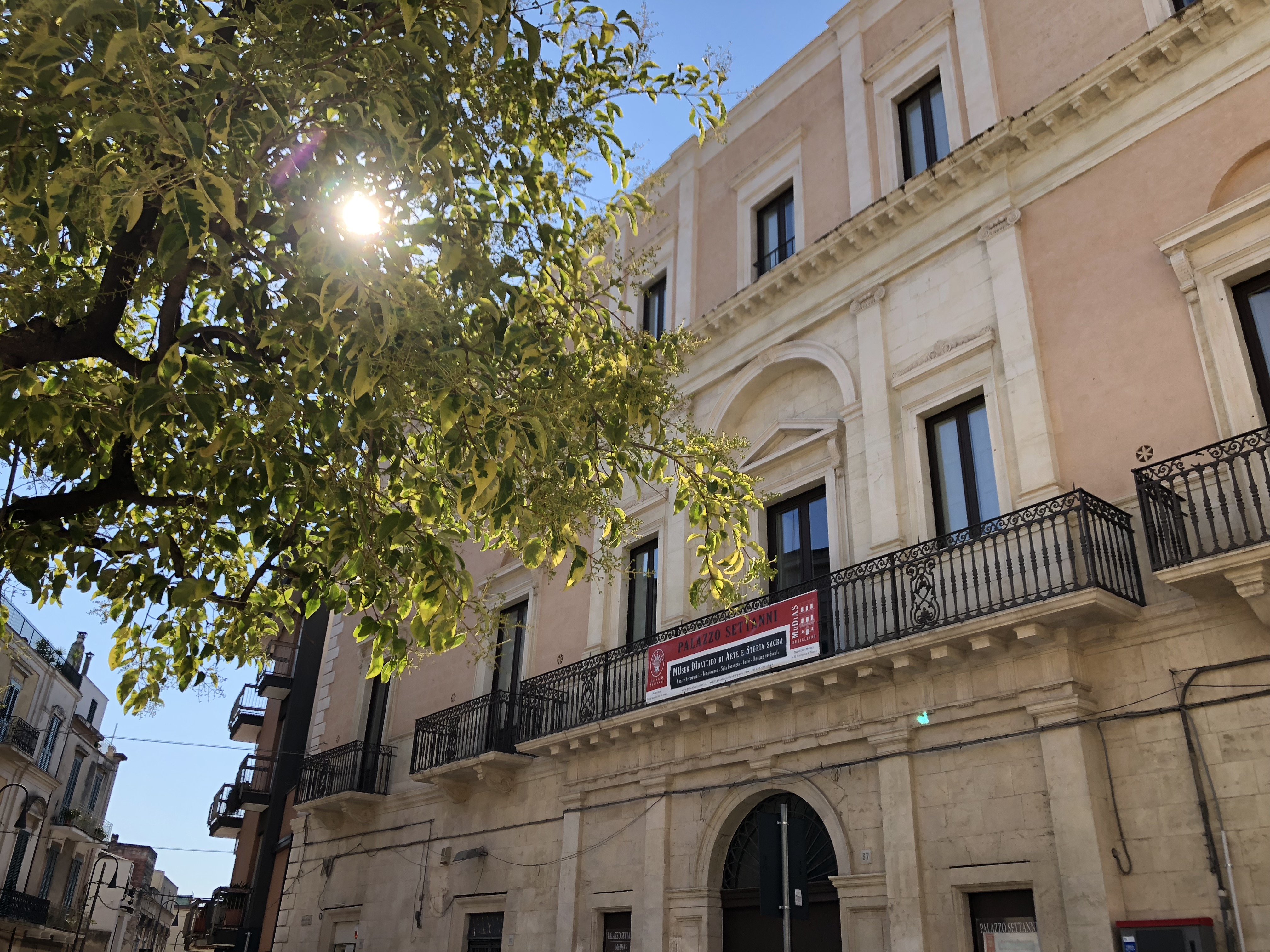 PALAZZO SETTANNI - RUTIGLIANO